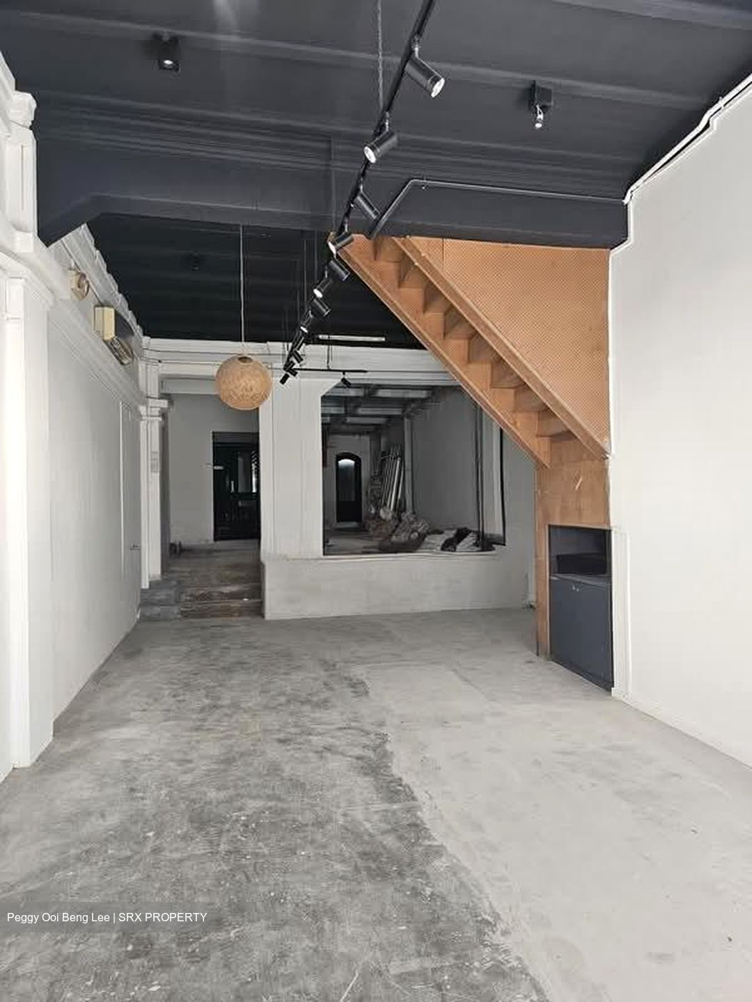 Sago Street (D1), Retail #566779791